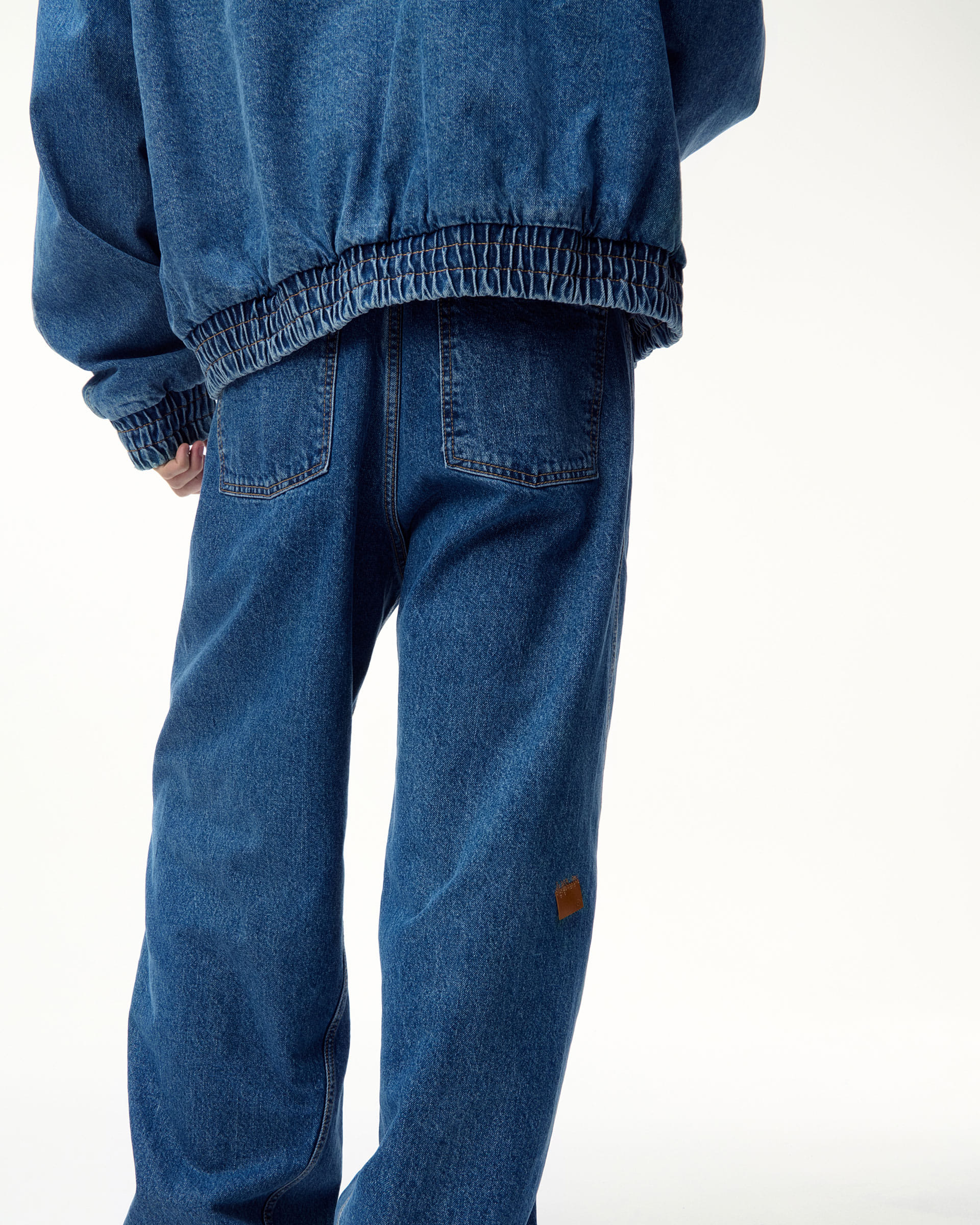 ADERERROR - Sig; SV Tag jeans 04