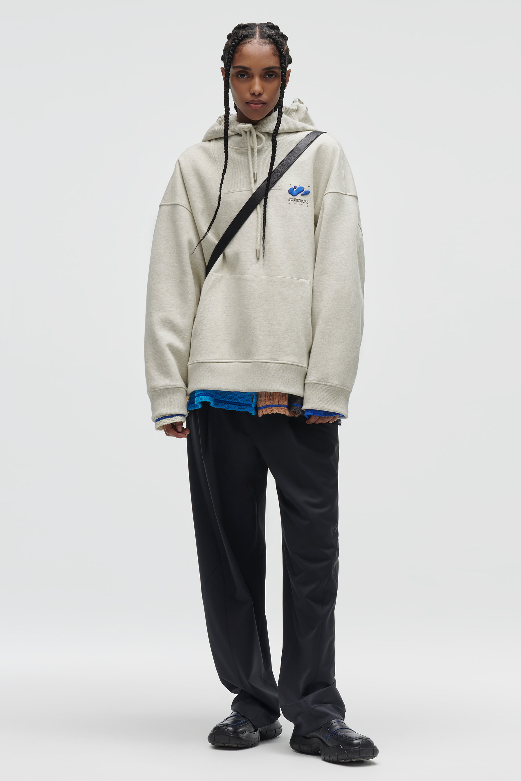 パーカー・フーディ Ader Error x Zara Embroidery Hooded Sweatshirt 0264 007/802 자라 x 아더에러 자수 후드 스웨트셔츠 블랙 | Zara | KREAM